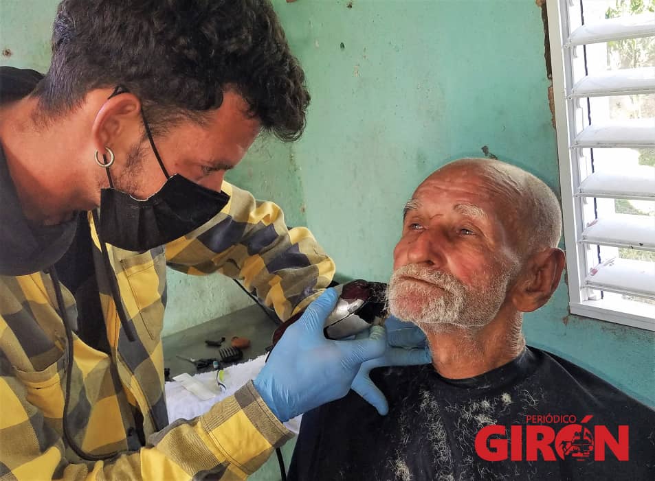 El barbero de los viejos