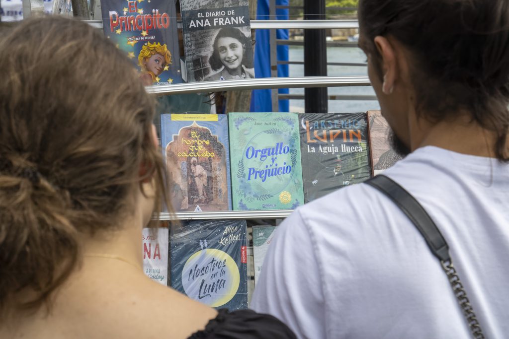 feria-libro-raul-navarro