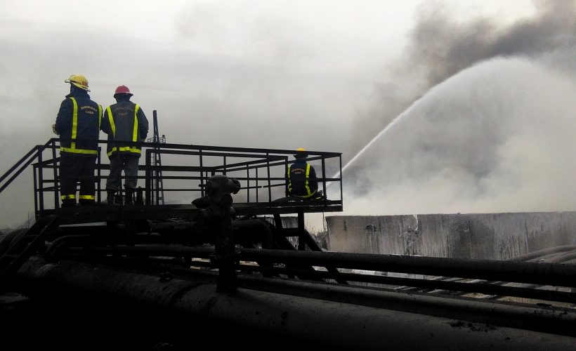 Uno tiene noción de la voracidad del fuego, de sus lenguas que devoran todo a su paso; pero estos días cerca de la Zona Roja han revelado su poder en otra dimensión mucho más dolorosa