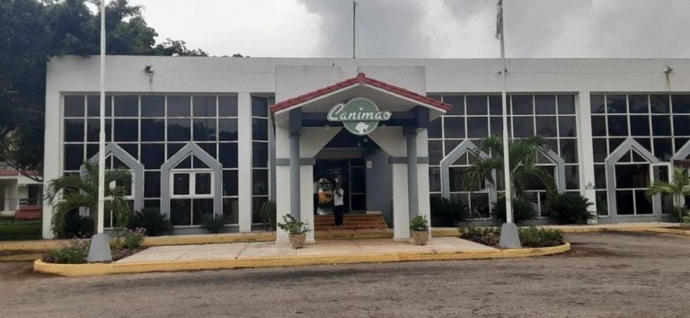 El hotel Canimao de la ciudad de Matanzas mereció el Certificado de Proeza Laboral, otorgado por la Central de Trabajadores de Cuba.