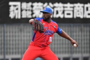 Cuba culmina con derrota ante los Halcones de SoftBank sus topes amistosos previo al Clásico