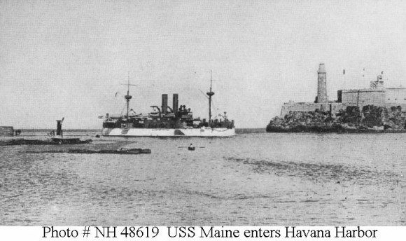 La explosión del Acorazado Maine en 1898, un clásico de la mentira para justificar la intervención de EEUU en la Guerra Hispanocubana.