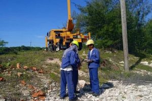 Mejorar el servicio eléctrico en los pozos de petróleo del litoral norte de la ciudad de Matanzas es el propósito de los mantenimientos.