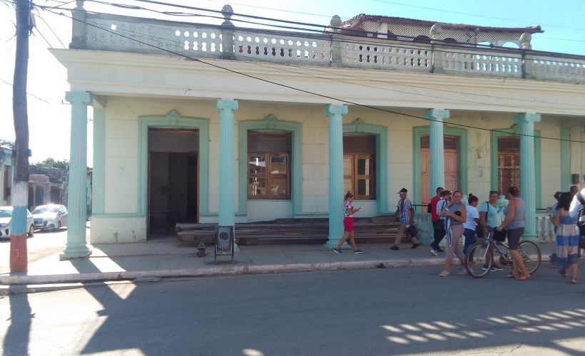 Con un local totalmente renovado la Biblioteca Municipal José María de Cárdenas, de Limonar volverá a abrir sus puertas en los próximos días.