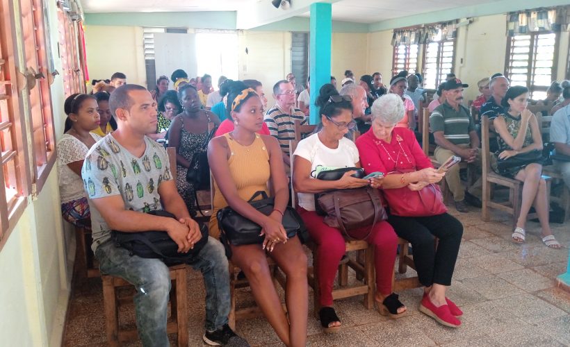 Sesiona en Perico Forum Provincial de Agroecología y Ciencia y técnica