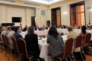 La ciencia entre Cuba y Estados Unidos. Foto- @DiazCanelB