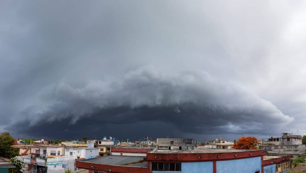 El lente de Raúl Navarro: una tormenta de arte