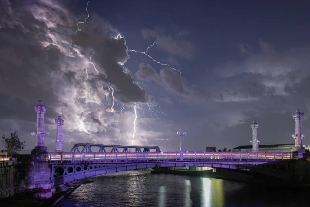 El lente de Raúl Navarro: una tormenta de arte