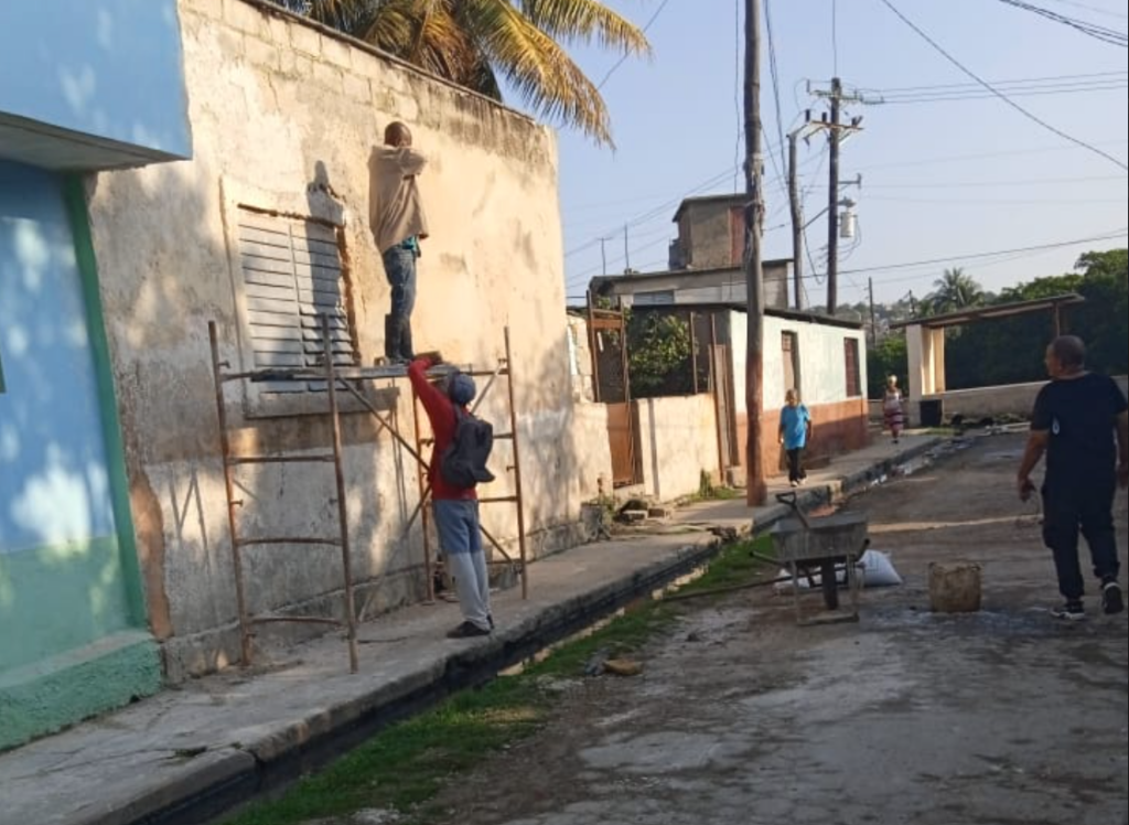 Evalúan plan de reanimación del barrio La Marina