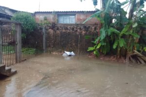 Lluvias fuertes y localmente intensas en algunas localidades se registraron desde la noche de este viernes en la provincia de Matanzas