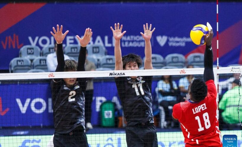 Cuba vs Japón en Liga de Naciones de Voleibol. Foto tomada de Xinhua