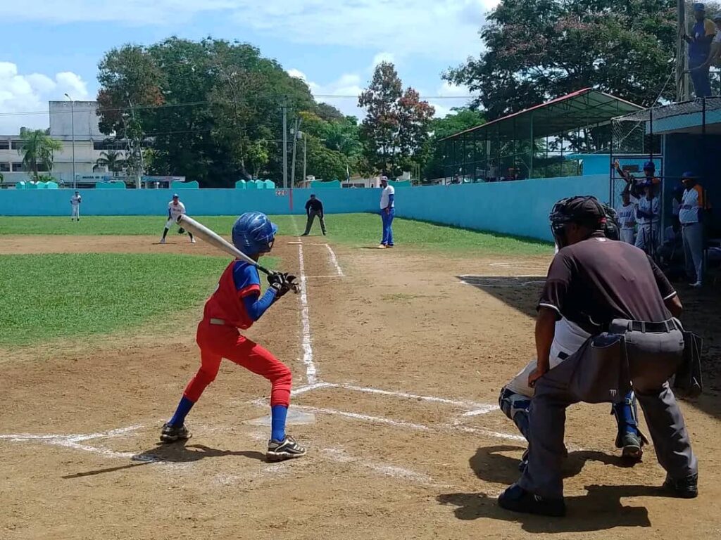 A pesar de caer en los primeros tres choques del torneo, los cocodrilitos de Matanzas sacaron su estirpe de combate al ganar los partidos clave para hoy poder seguir dando guerra.