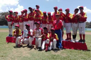 Metal bronceado para equipo de béisbol Matanzas sub-12