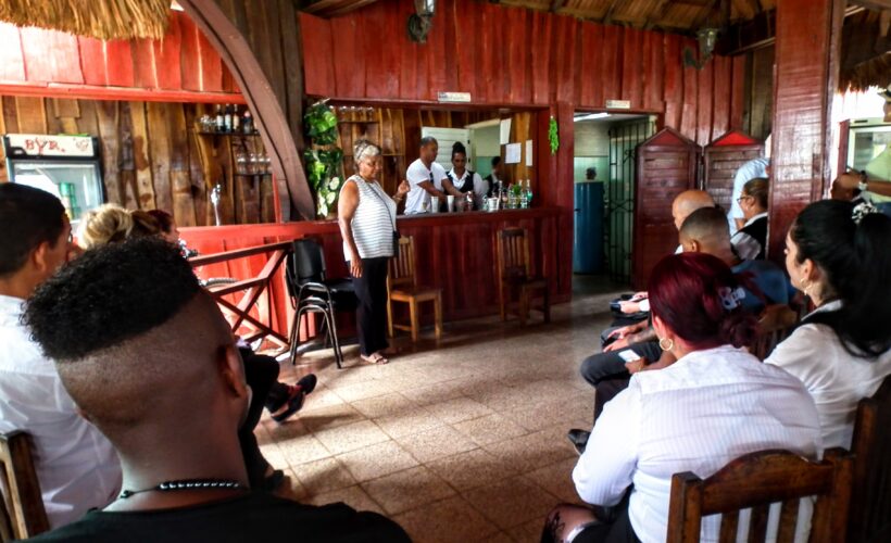 Primer Taller de Cantina