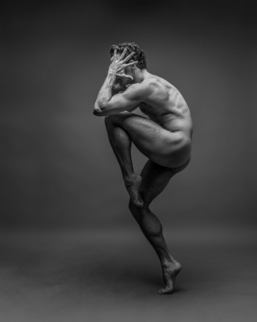 El desnudo fotográfico de Izuky Pérez 