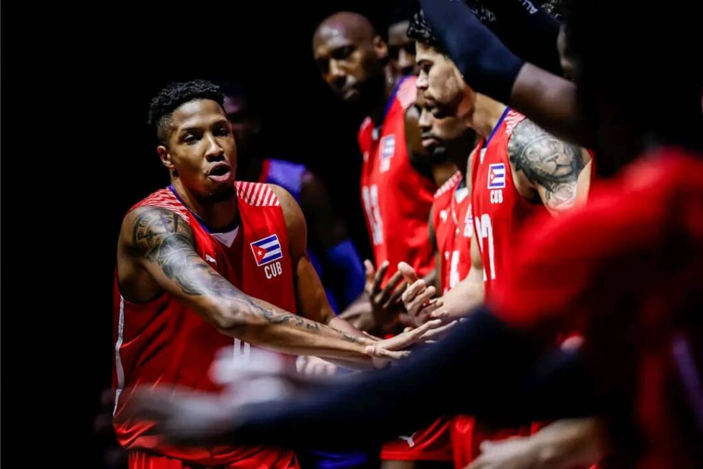 En tie break el equipo cubano de voleibol cedió 3-2 ante Serbia complicando muchísimo su clasificación a París 2024.