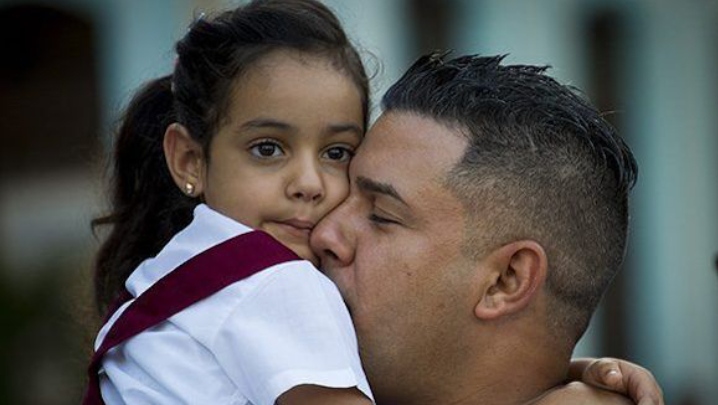 Ser padre, al igual que ser madre, requiere de alta dosis de entrega, paciencia y amor.