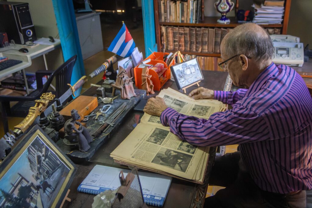 Ercilio Vento, Miembro Titular de la Academia de Ciencias de Cuba