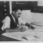 El primer Historiador de La Habana, Emilio Roig de Leuchsenring, en su despacho. Foto: Archivo de Granma