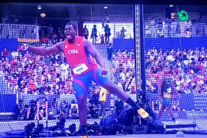 Discreto resultado de Mario Díaz en disco de atletismo olímpico