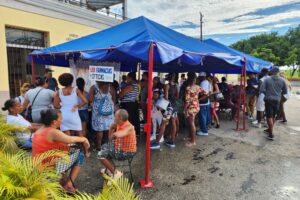 La plaza "Entre Puentes" del Consejo Popular Matanzas Este acogió en la mañana de este viernes la Feria Nacional de Empleos y Oportunidades convocada por el Ministerio de Trabajo y Seguridad Social (MTSS) para todos los municipios del país.