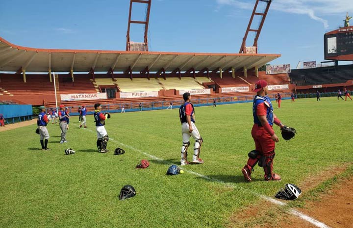 Más de 50 talentos del béisbol en tryouts occidental en Matanzas