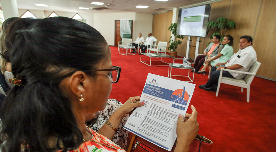 Foro de inversión extranjera y negocios en MINEMETAL 2024. Foto: Abel Padrón Padilla/ Cubadebate.