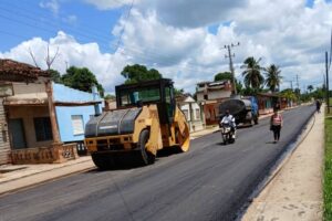 Inician pavimentación de calles en el Municipio Martí