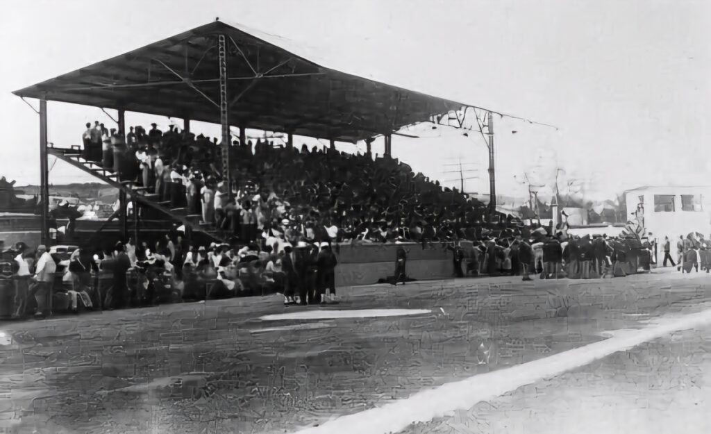 Gradas del estadio Palmar de Junco 