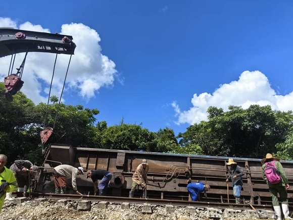 Se restablece la circulación de trenes por la Línea Central