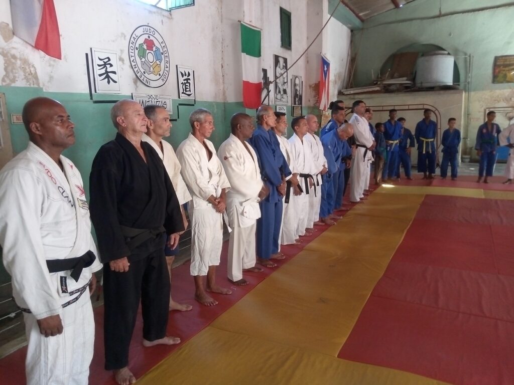 Los guerreros de Escuela de Cinturones Negros de Matanzas mantiene el legado del judo en la Atenas de Cuba