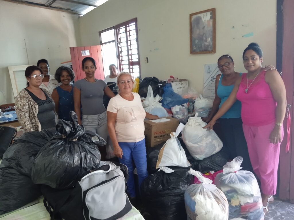 Mujeres matanceras preparan donativo para damnificados por el Huracán Oscar