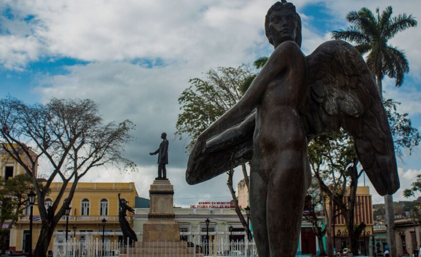 Ahora vivo aquí, y han pasado años desde que esta ciudad se convirtiera en el eje de mi adolescencia y primera juventud.