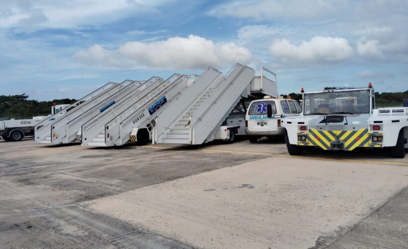 Protegen medios en Aeropuerto Internacional Juan Gualberto Gómez