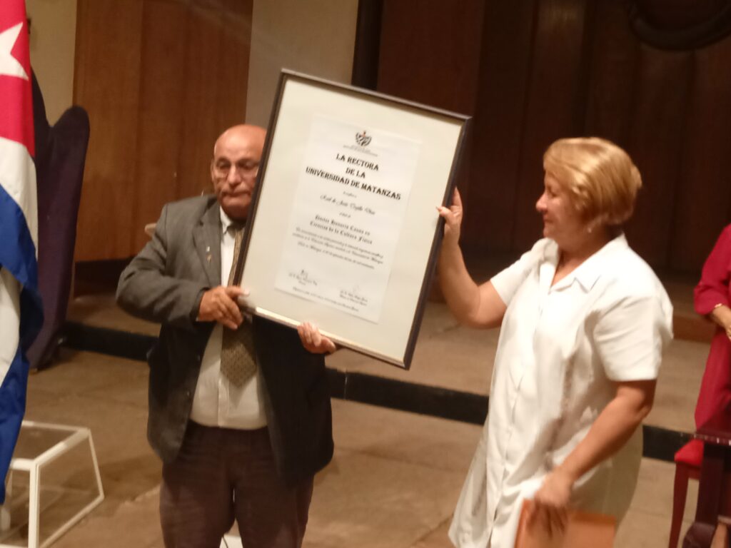 Raúl Trujillo recibe título de Doctor Honoris Causa de la Universidad de Matanzas