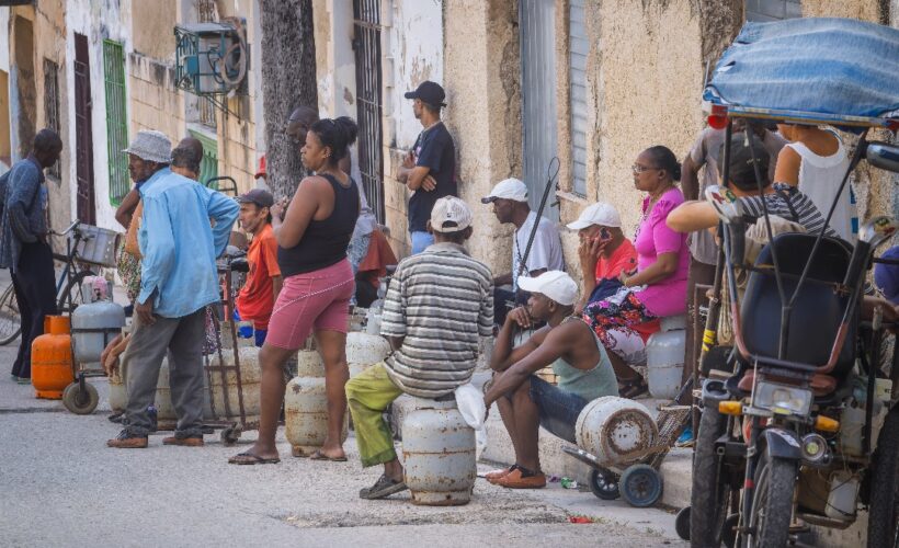 Para una demanda tan elevada, no existe suficiente gas licuado ni cilindros para almacenarlo. Foto: Raúl Navarro González