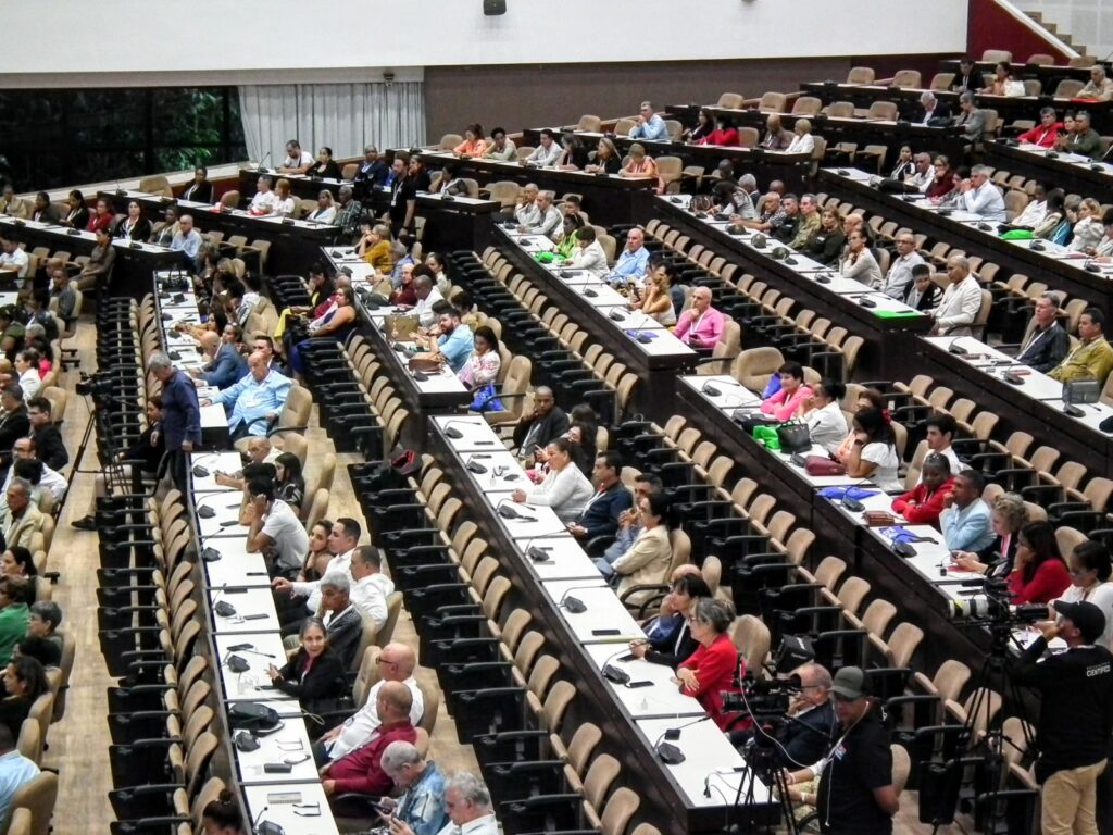 Celebran Acto Nacional por el Día de la Ciencia Cubana