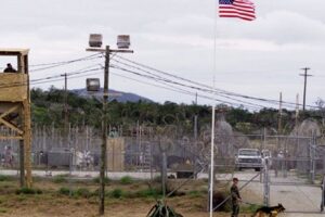 Denuncia presidente cubano encarcelamiento de migrantes en Base Naval de Guantánamo anunciado por Gobierno estadounidense