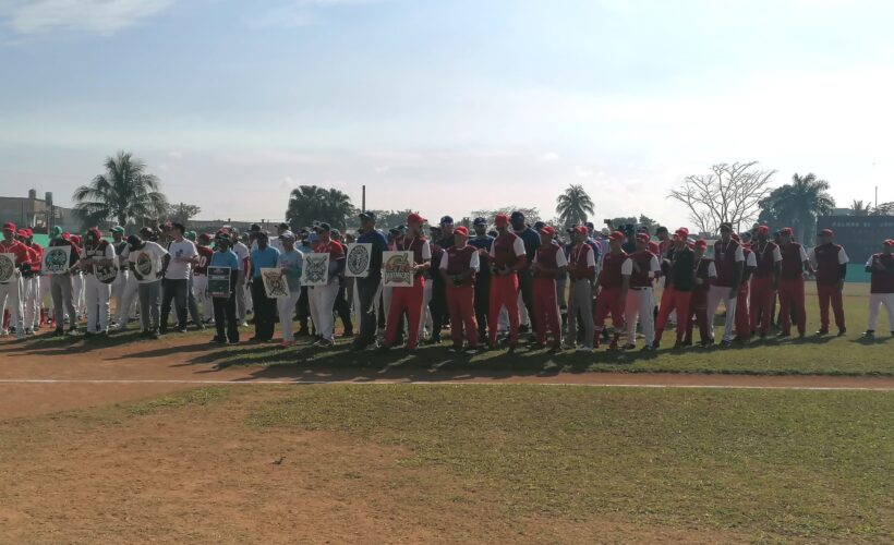 Inicia en Matanzas Torneo Nacional de Softbol de la Prensa