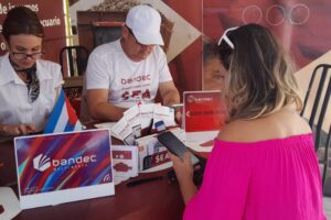 Educación financiera en Feria del Libro en Matanzas