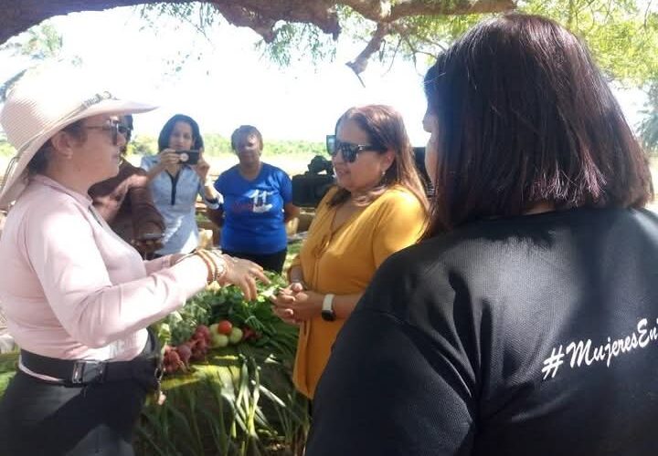 Secretaria General de la FMC recorre Matanzas en saludo al 8 de Marzo