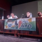 desfile que se aproxima: festividad y símbolo