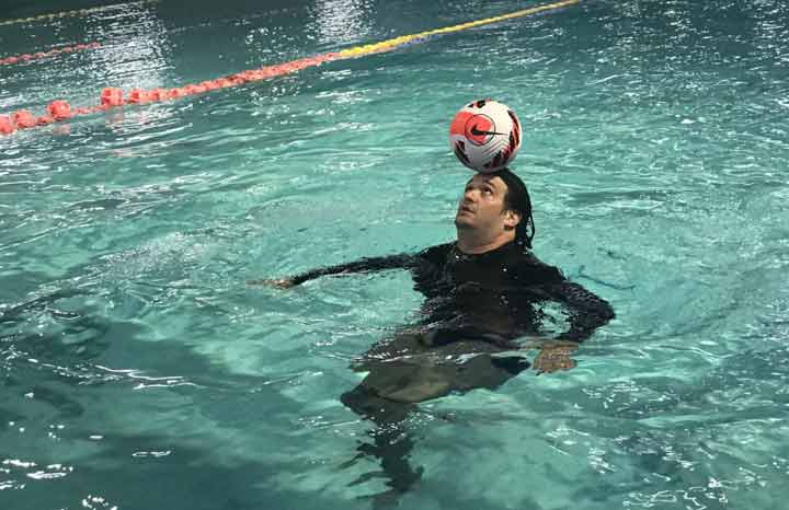 Lefont intentará récord mundial equilibrio balón en agua
