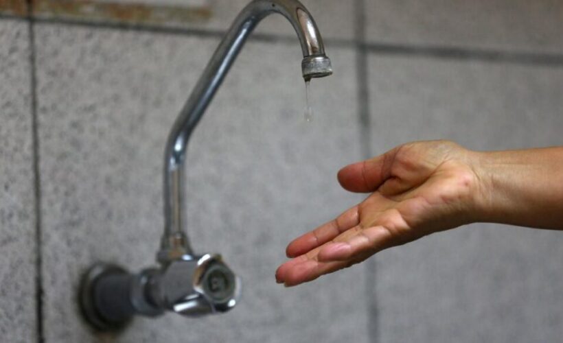 APARTADO 1433: Cuando todo se vuelve sal y no agua