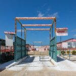 A unos kilómetros de las afueras del pueblo de Itabo, en el municipio de Martí, se encuentra la Unidad Empresarial de Base (UEB) Frank País, especializada en la cría de porcino. A pesar del difícil contexto que vive el país en cuanto a la energía eléctrica o la obtención de alimentos, esta empresa se caracteriza por un colectivo consagrado a su labor. 