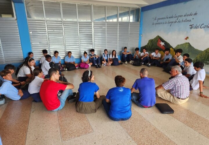 Entender el bloqueo desde los códigos de la juventud, en Matanzas