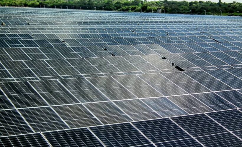 Constatan autoridades de la provincia proceso de construcción de parques fotovoltaicos
