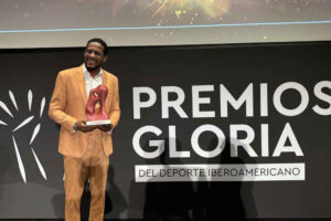 Recibió Sotomayor Premio Gloria Leyenda Iberoamericana