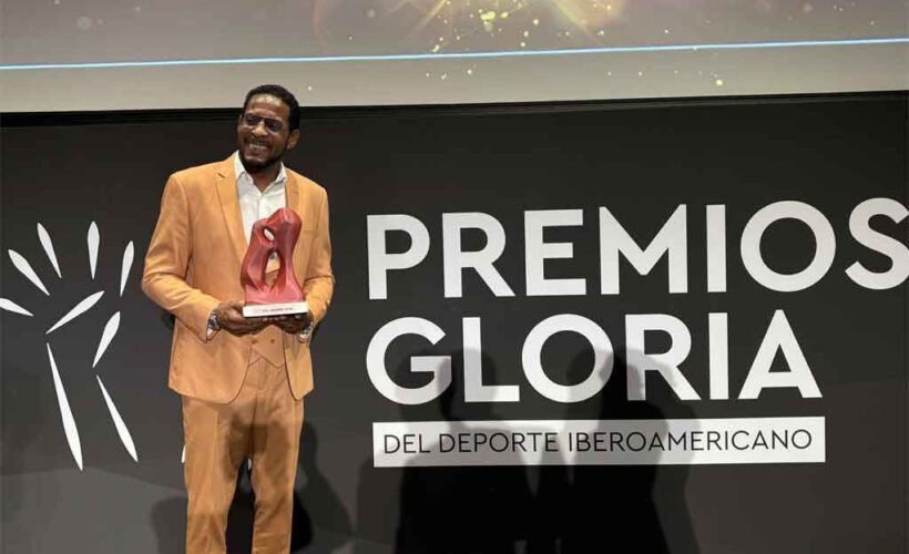 Recibió Sotomayor Premio Gloria Leyenda Iberoamericana