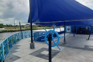 D'Artagnan, un barco encallado y una croqueta al plato